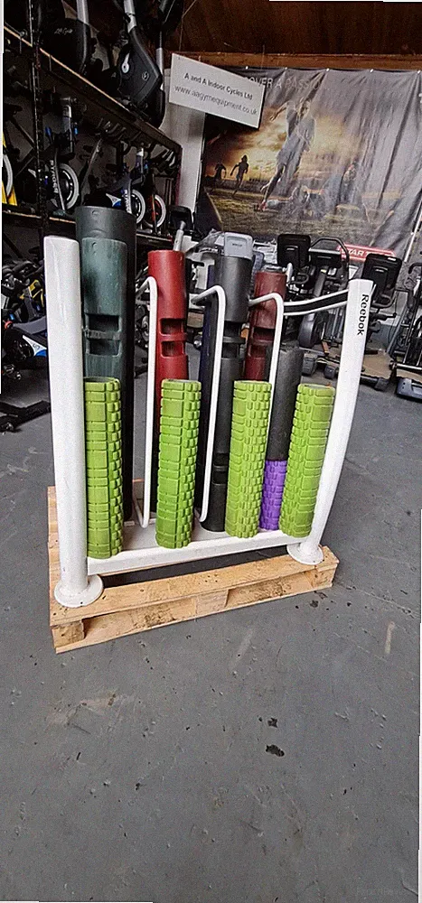 7x Vipr Tube Gewichte / Rack plus Zubehör RESTPOSTEN kommerzielle Fitnessgeräte