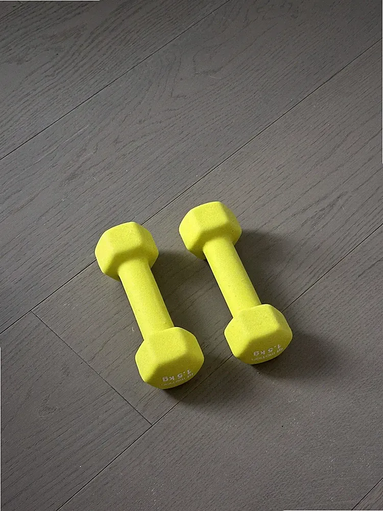 Hanteln 2x 1,5 kg Gewichte Home Fitness Training gelb Bewegung rutschfest