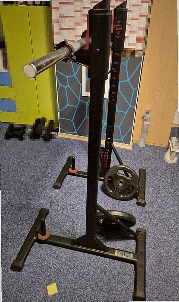 Langhantel mit Ablage Stahl schwarz 100 kg, Höhe bis 120cm