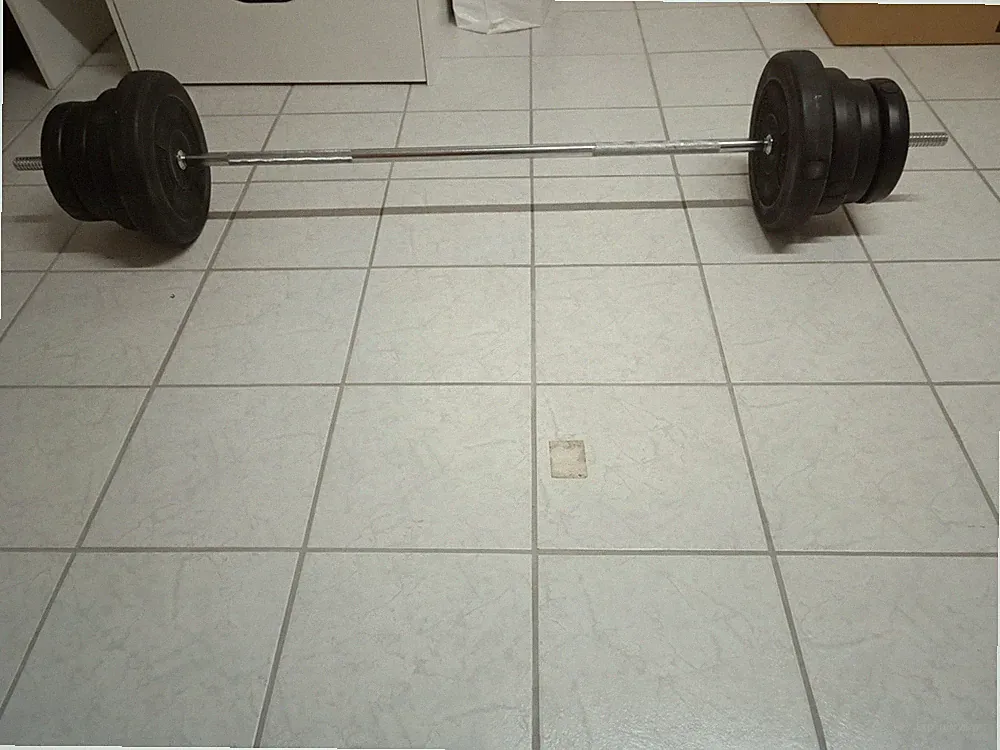 Sport Hantelset 55 kg. Hantelscheiben 2*5kg,4*2,5kg,2*10kg insgesamt 40+ Stange